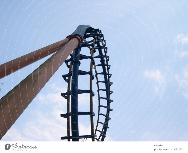 Loop. Roller coaster Amusement Park Steel Rod steel roller coaster Scaffold Six Flags Sky