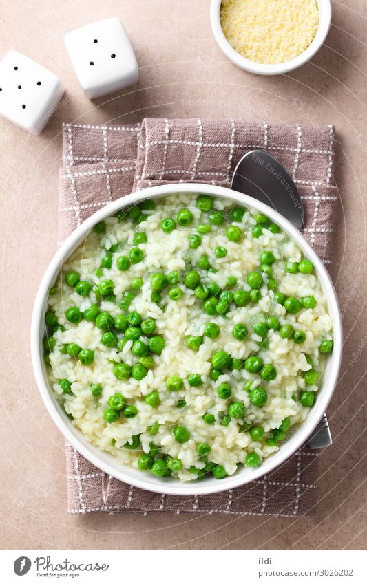 Creamy Green Pea Risotto Vegetable Vegetarian diet Fresh food risotto Rice Peas risi bisi risi e bisi Italian Cooking Dish Meal grain arborio Home-made