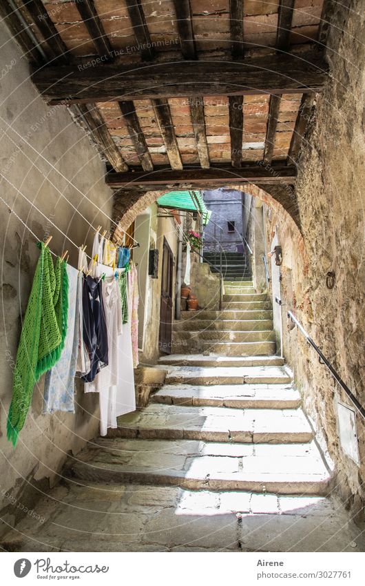 air-dried Flat (apartment) Old town House (Residential Structure) Stairs Passage Joist Gate entrance Alley Laundry clothesline Clothes peg Washing day Hang