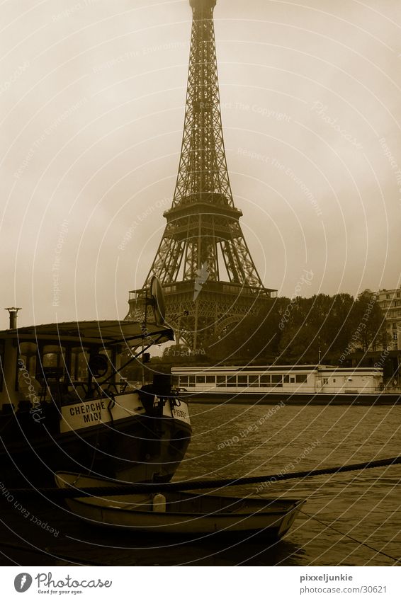 Eiffel Tower Seine Watercraft France Paris Style Architecture