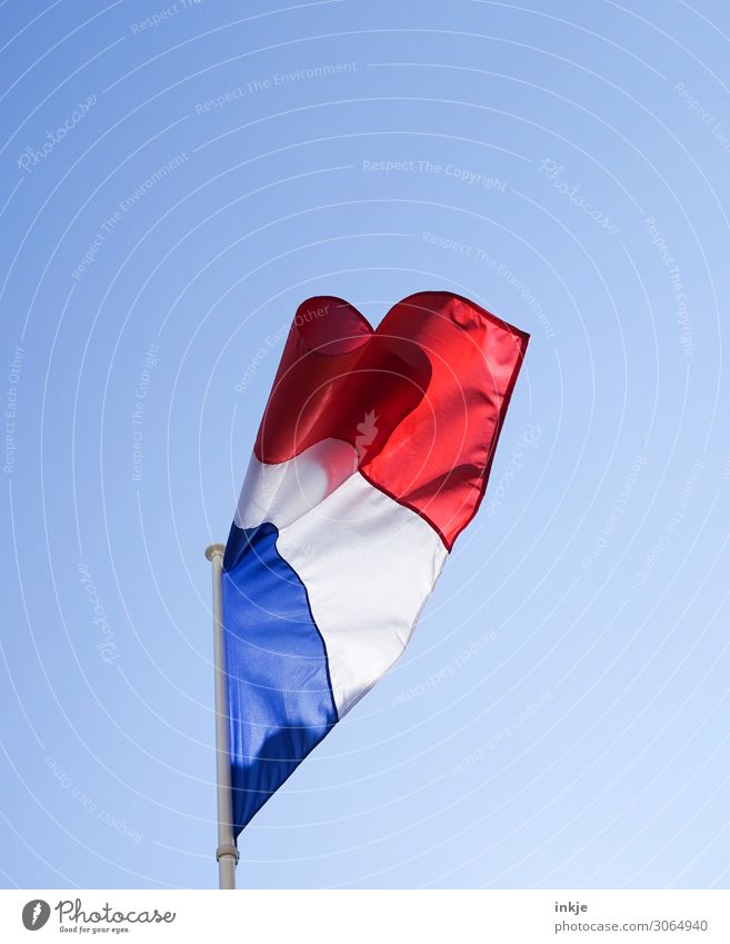 France (France) Sky Cloudless sky Spring Summer Beautiful weather Deserted Flag Ensign Bright Blue Red White Honor Patriotism Politics and state Clean Blow