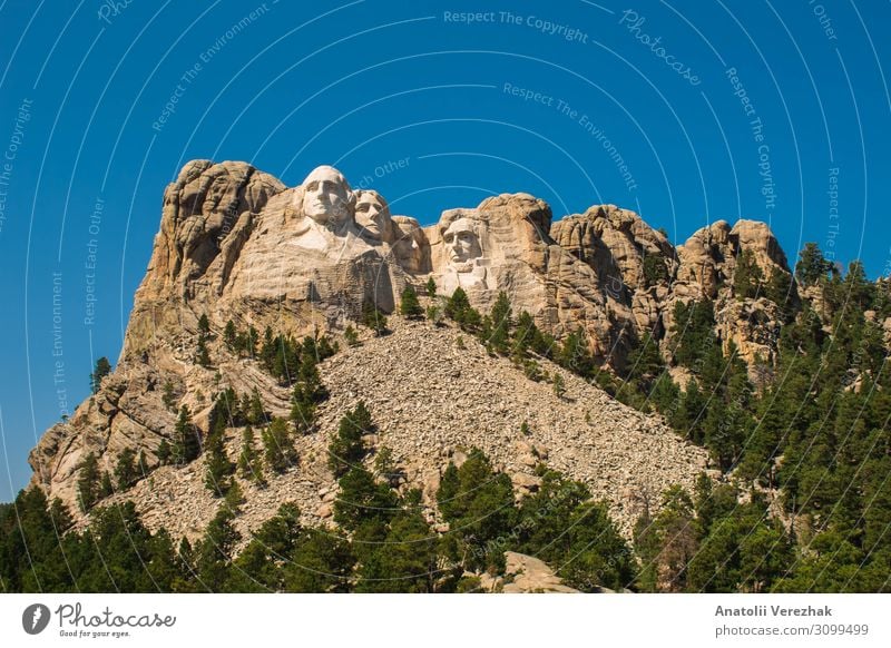 Mount Rushmore front view , Labor Day 2018 Face Vacation & Travel Tourism Mountain Landscape Sky Park Hill Rock Monument Stone Old Good famous president