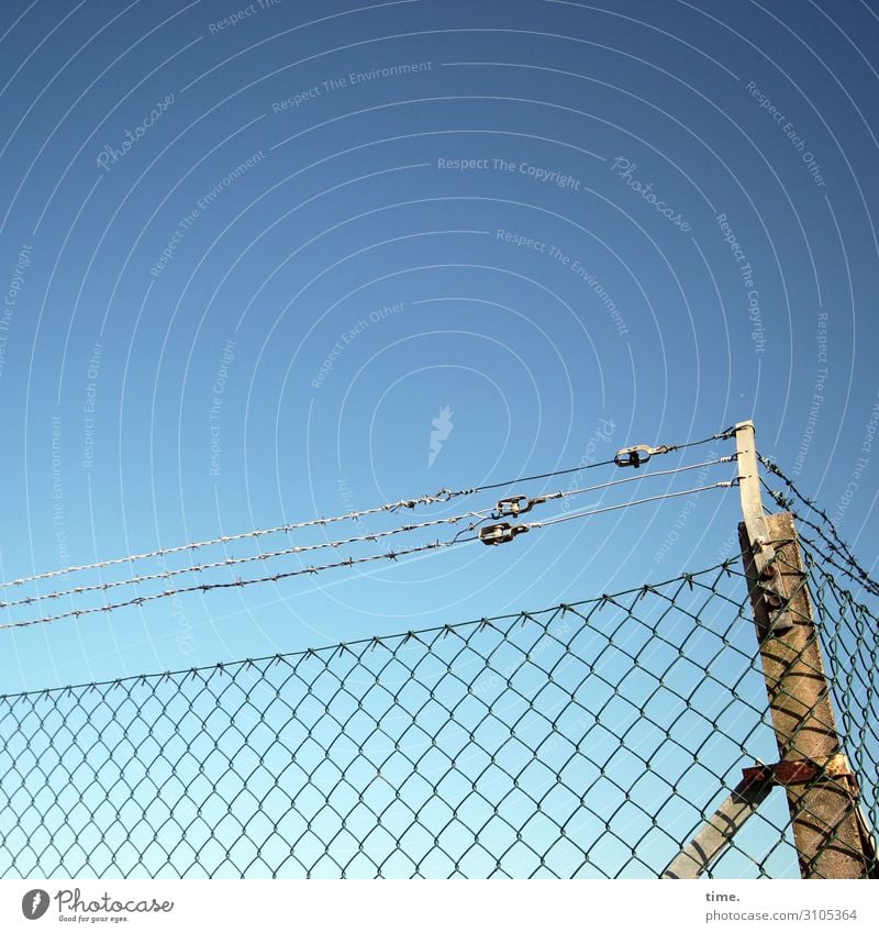 playground Sky Beautiful weather Fence Fence post Wire netting Wire netting fence Barbed wire Eyelet Wire mesh Wire fence Metal Line Network Town Safety