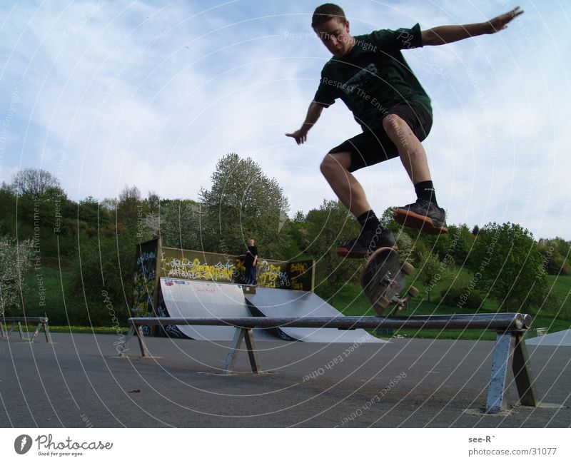 Skater @ Work 2 Skateboarding Kickflip Air Jump Park Sports olive rail danger