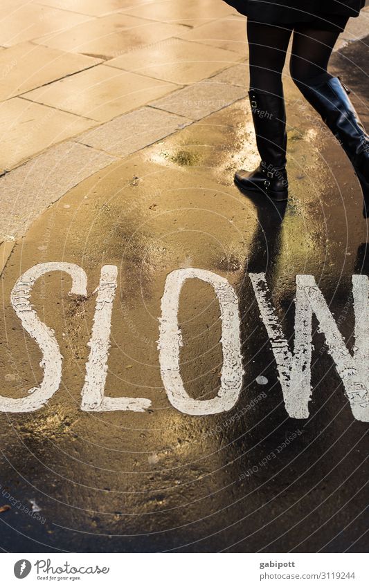 Go slow if you want to be fast. London Traffic infrastructure Pedestrian Street Lanes & trails Road junction Going Contentment Mobility Perspective Town Slowly