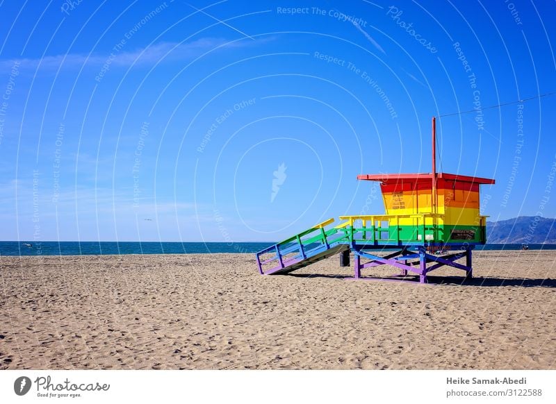 Colourful Lifeguards rescue tower in Venice Beach Ocean Swimming & Bathing Water Sky Cloudless sky Coast Lakeside venice beach Los Angeles California Deserted