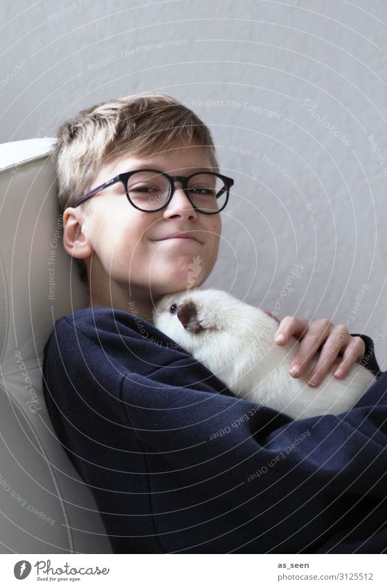 buddy Boy (child) Youth (Young adults) 13 - 18 years Animal Pelt Guinea pig To hold on Smiling Authentic Blonde Friendliness Cuddly Cute Blue Gray White