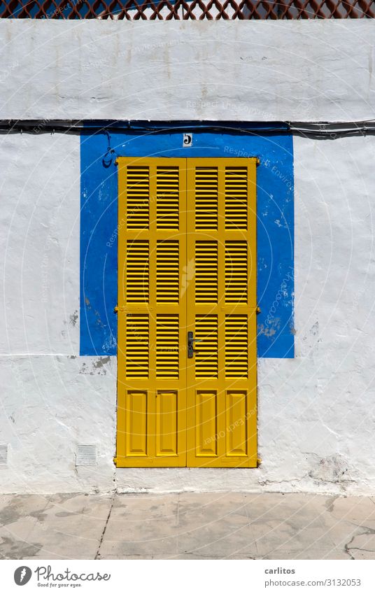 paint it black? Door Yellow Blue Majorca postage paid Closed Intimacy Vacation & Travel