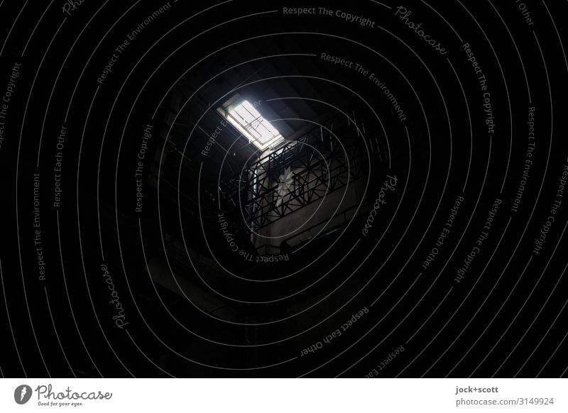 Spot up there in the huge hall Industrial plant Hall Flap Shaft of light Point of light Dark Sharp-edged Simple Small Above Black Center point Shadowy existence