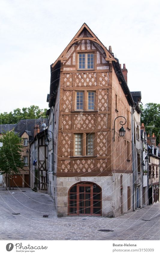 Along the Loire 7 France Building Historic Facade Architecture Old town Vacation & Travel Downtown Window Lantern Tourism Sightseeing Manmade structures