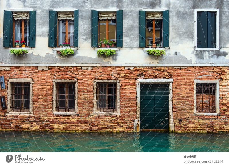 Historical buildings in the old town of Venice in Italy Relaxation Vacation & Travel Tourism House (Residential Structure) Water Town Old town Building