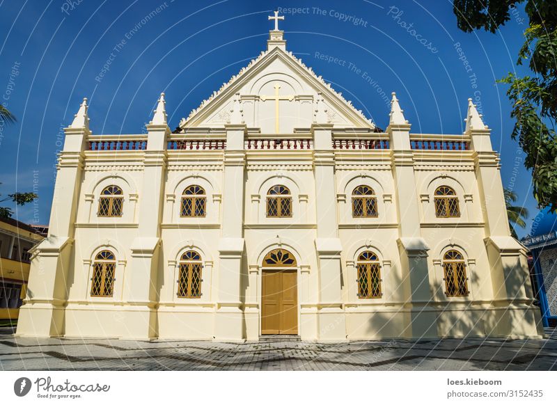 Santa Cruz Cathedral Basilica in Kochi, Kerala, India Style Vacation & Travel Tourism Far-off places Sightseeing Architecture Church Facade Religion and faith