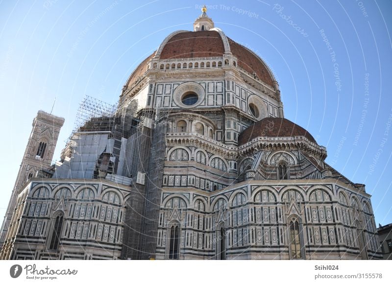Baptisteruim of the Cathedral San Giovanni in Florence Sightseeing City trip Architecture Italy Town Old town Dome Baptisterium Wall (barrier) Wall (building)