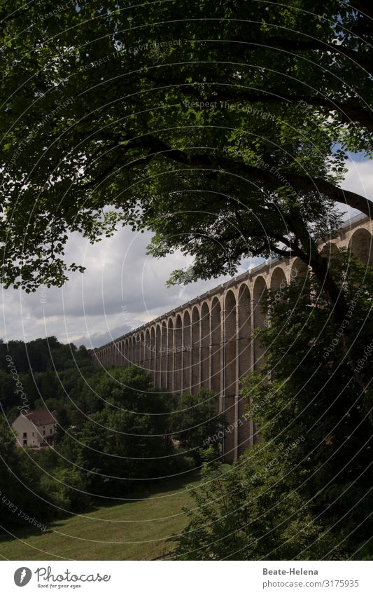 Close to the water 3 Water Water supply Aqueduct Historic Exterior shot Bridge Tourist Attraction