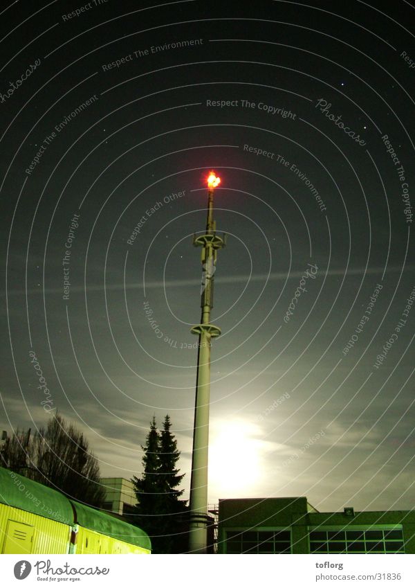 transmission mast Broacaster Night Deutsche Telekom Radio link system Radio technology Telecommunications send Electricity pylon Moon