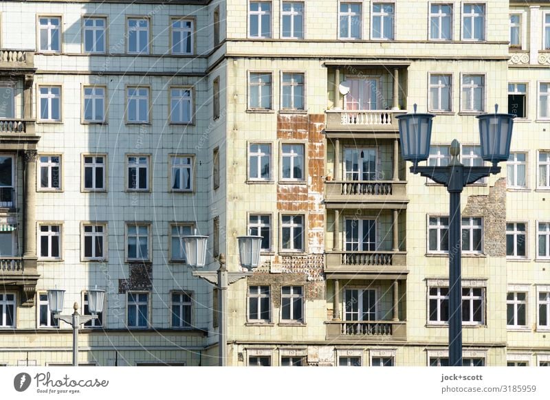 Facade Karl-Marx-Allee Classicism Friedrichshain Balcony Tourist Attraction Street lighting Authentic Historic Decline Past Transience