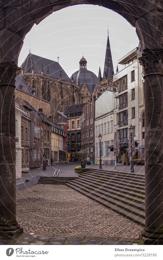 transparency Architecture Culture Aachen Town Old town Dome Manmade structures Building Tourist Attraction Discover Religion and faith Colour photo