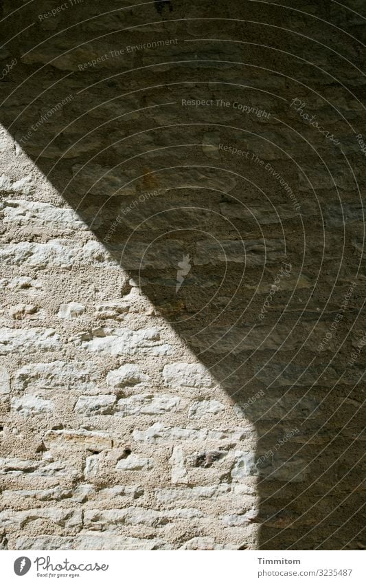 Angular shadow Wall (barrier) Wall (building) stones interstices coarsely Bright Corner Dark Shadow Light light dark contrast Building