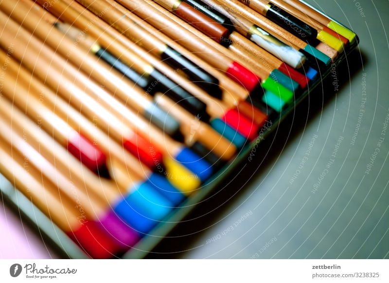 https://www.photocase.com/photos/3238325-coloured-pencils-workbench-multicoloured-crayon-photocase-stock-photo-large.jpeg