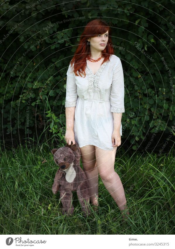 Shakes with a bear Feminine Woman Adults 1 Human being Meadow Forest Dress Jewellery Red-haired Long-haired Teddy bear Toys Observe To hold on Looking Stand