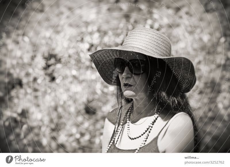 madame incognito Woman Madame Straw hat Hat Sunglasses Chain Necklace Pearl necklace Long-haired Black-haired Mysterious Earnest Feminine Adults