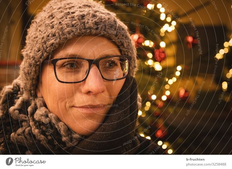 Woman at Christmas Market Event Going out Feasts & Celebrations Christmas & Advent New Year's Eve Adults Face 1 Human being 30 - 45 years peel cap To enjoy