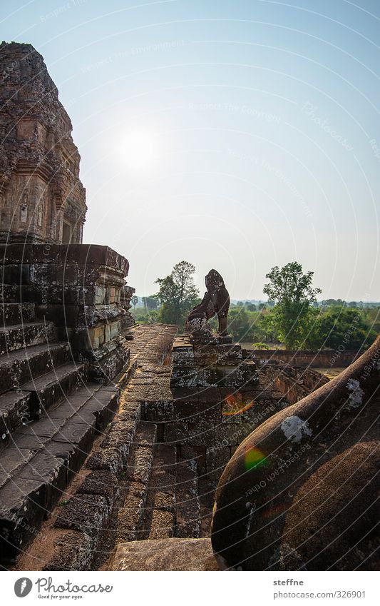 Pre Rup Sunset Siem Reap Angkor Wat Cambodia Ruin Stairs Facade Esthetic Authentic Exceptional Famousness Historic Sublime Khmer people lion sculpture Sculpture