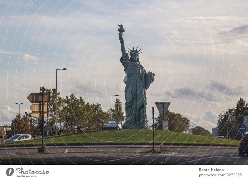 To marvel at 1: Statue of Liberty in France Statue of liberty Colmar Place of birth Inventor Artist Landmark Vacation & Travel Monument Exterior shot City trip