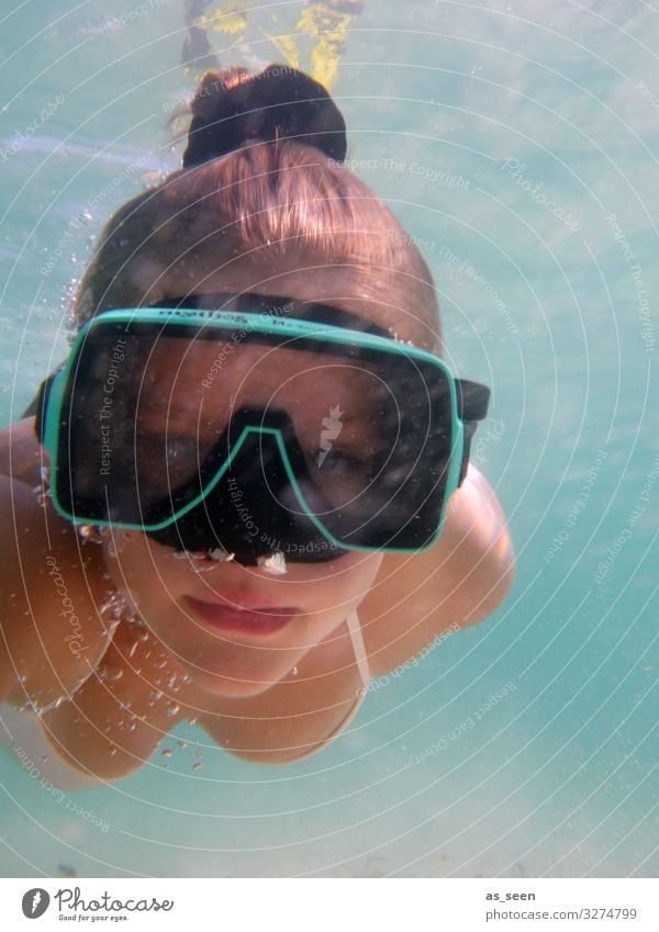 Underwater Selfie Sports Dive Young woman Youth (Young adults) Face 1 Human being Environment Nature Elements Air Water Summer Waves Ocean Diving goggles