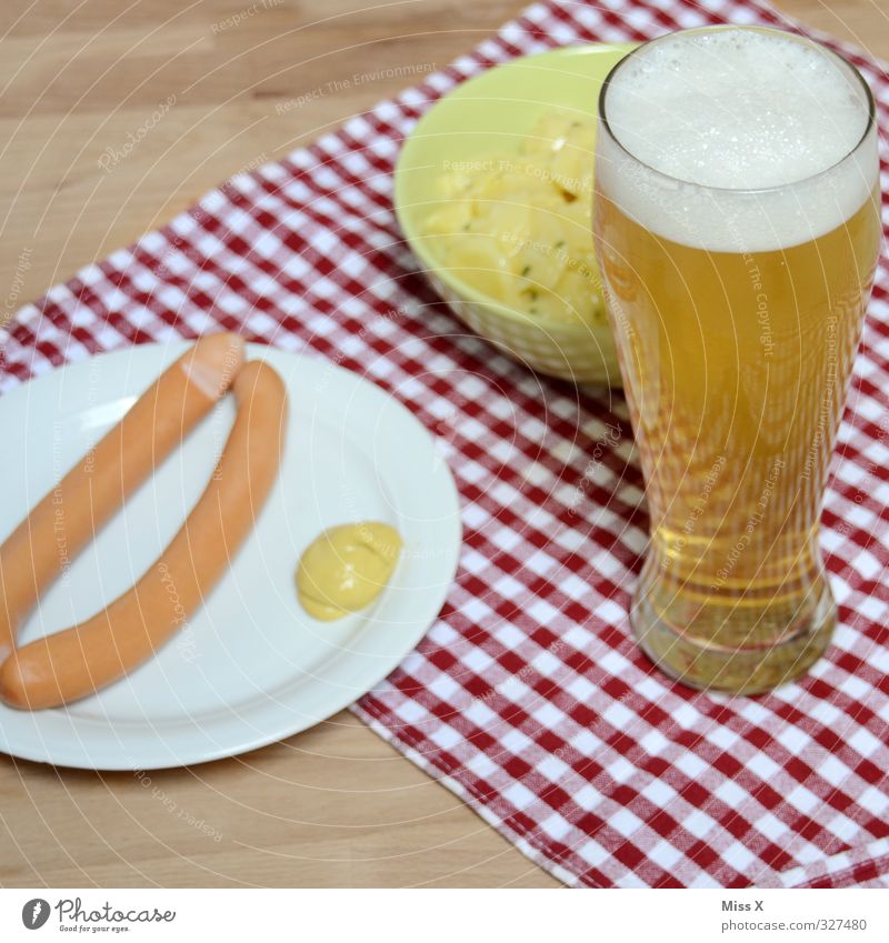 Bavaria Food Sausage Nutrition Dinner Beverage Alcoholic drinks Beer Crockery Glass Feasts & Celebrations Oktoberfest Delicious Vice Gluttony Voracious Bavarian