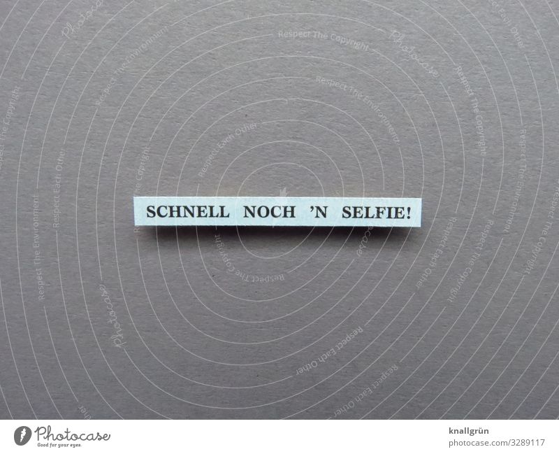 Another Selfie, quick! Lifestyle Youth (Young adults) Photography mobile Technology Human being visualization Communication zeitgeist portrait instagram