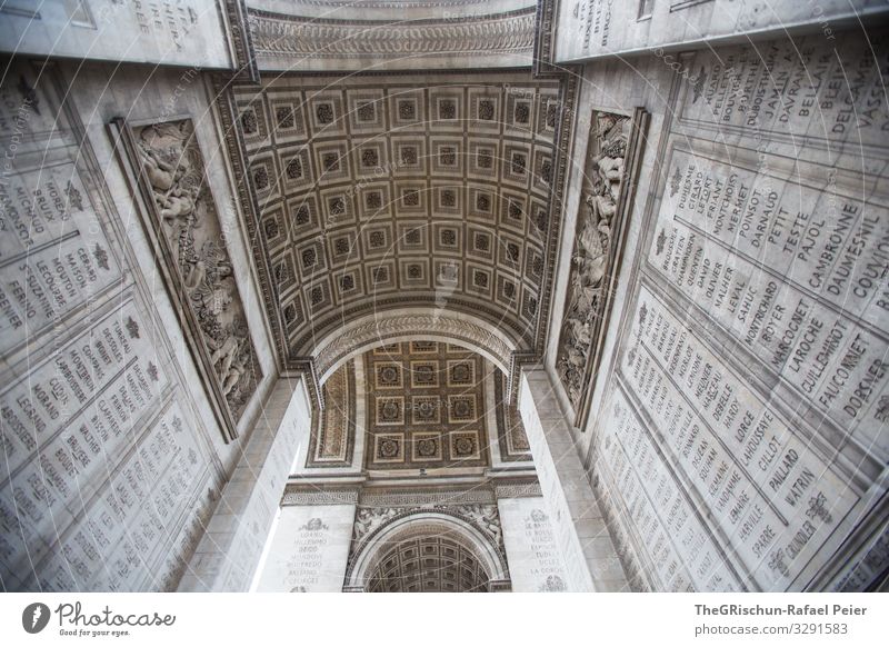 Arc de Triomphe Town Capital city White Triumphal arch Manmade structures Work of art Arch Architecture Paris Roman Colour photo Exterior shot Light Shadow