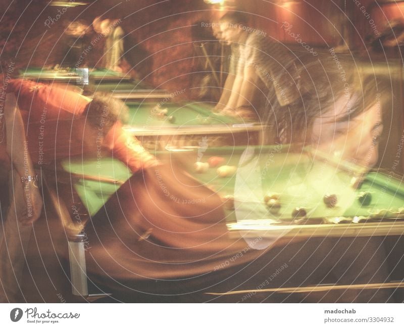 billiard Lifestyle Style Leisure and hobbies Playing Pool (game) Night life Entertainment Event Sports Sporting event Human being Group Crowd of people Joy