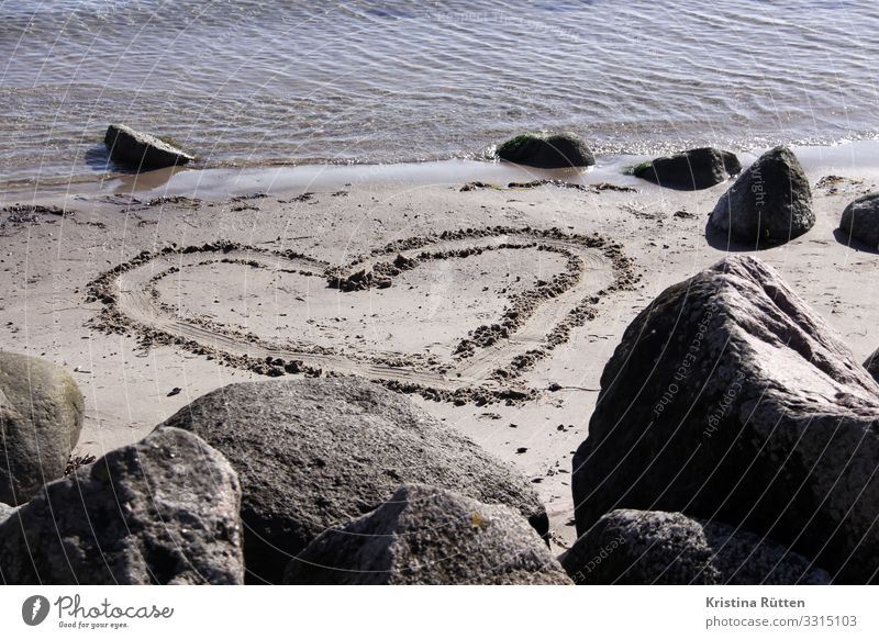 sand heart Beach Ocean Valentine's Day Wedding Birthday Landscape Coast Baltic Sea Sign Heart Love Infatuation Romance Heart-shaped Sincere Sand Sandy beach