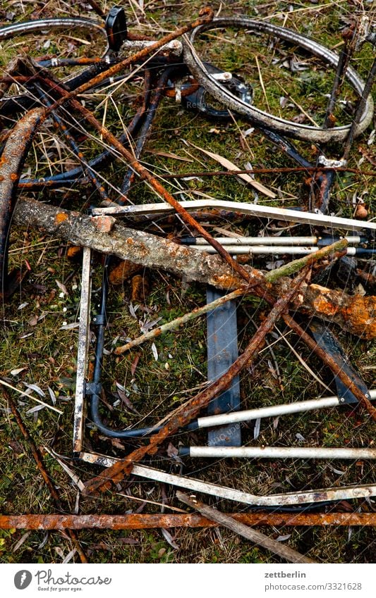 Found rust Scrap metal Iron Bicycle Discovery Find Metal Metalware Metalliferous Steel Part Rust Trash Clean Cleaning Arrangement Environmental protection