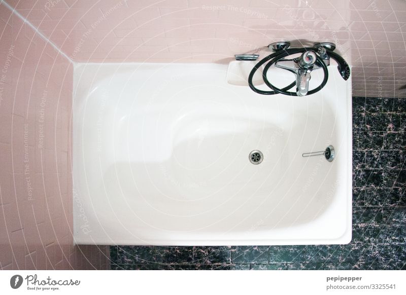 bathtub Living or residing Flat (apartment) Bathroom Stone Swimming & Bathing Sharp-edged Simple Tall Retro Pink Bathtub Shower (Installation) Tile Shower head