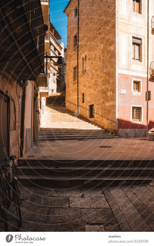 City walk Town Old town Deserted House (Residential Structure) Building Architecture Wall (barrier) Wall (building) Stairs Facade Balcony Transport Street