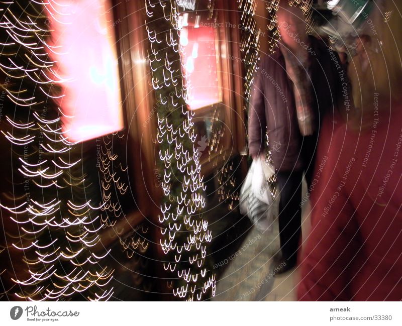 Shop window Shopping Night Long exposure Man Jeweller Group Light Human being Cartier Christmas & Advent