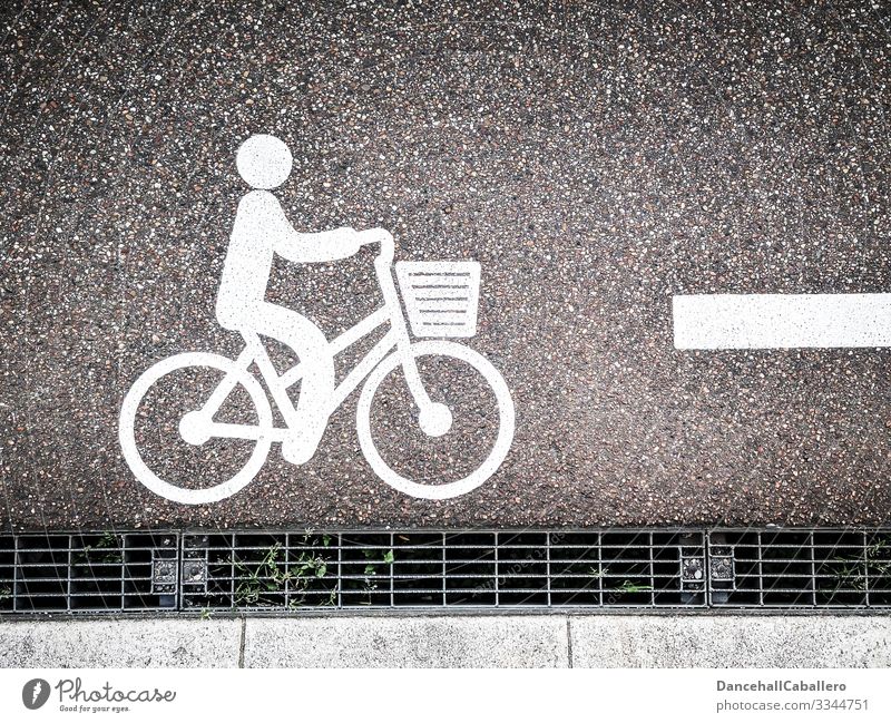 Bicycle pictogram on road Street Cycling Transport bicycle basket Pictogram Cycling tour Mobility Signs and labeling Leisure and hobbies Traffic infrastructure