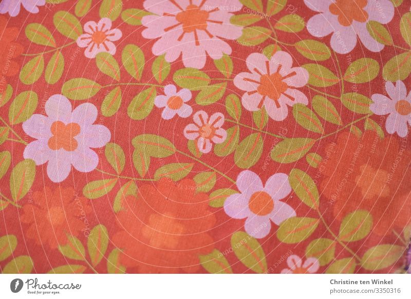 Fabric / Decoration fabric /Cotton fabric with flowers in orange, pink and green. 70s Cloth Cotton plant Sign Flowery pattern Authentic Friendliness Happiness