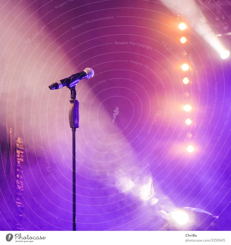 stage spotlight mic