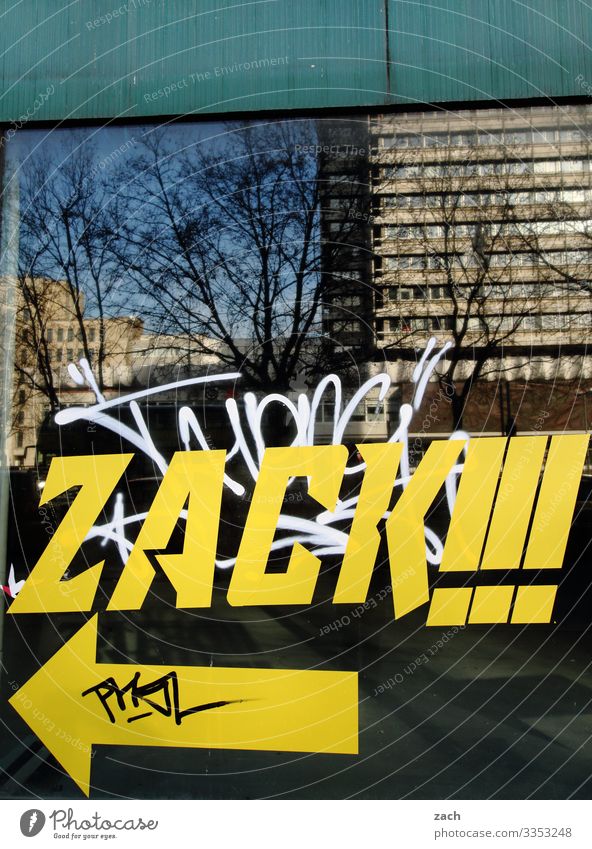 spike Sky Tree Berlin Town Downtown House (Residential Structure) High-rise Bank building Wall (barrier) Wall (building) Facade Window Sign Characters Graffiti