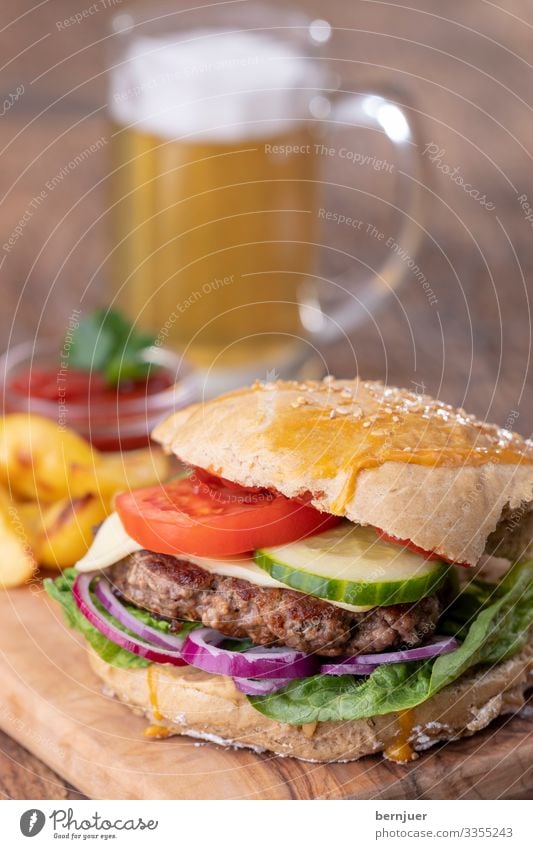 burgers Meat Cheese Bread Roll Lunch Dinner Beer Mug Table Wood Delicious Speed White French fries Potatoes Cheeseburger Roasted Sandwich Minced meat Rustic