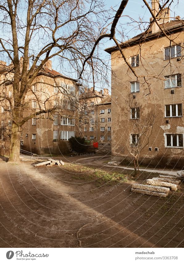 Berlin Prenzlauer Berg dilapidated apartment building poverty Poverty arm Decline Transience Broken Old Facade dwell resin IV facade detail Wall (barrier) Food