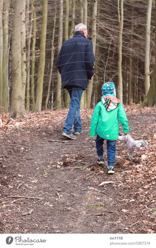 Easter walk I Masculine Child Boy (child) Man Adults Male senior Grandfather 2 Human being 3 - 8 years Infancy 60 years and older Senior citizen Movement