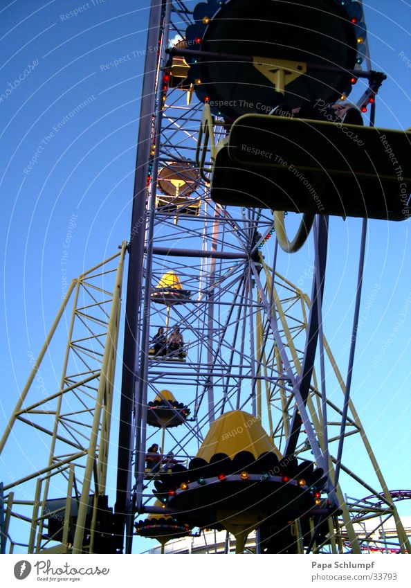 Ferris wheel Fairs & Carnivals Festival Amusement Park Leisure and hobbies Relaxation Joy