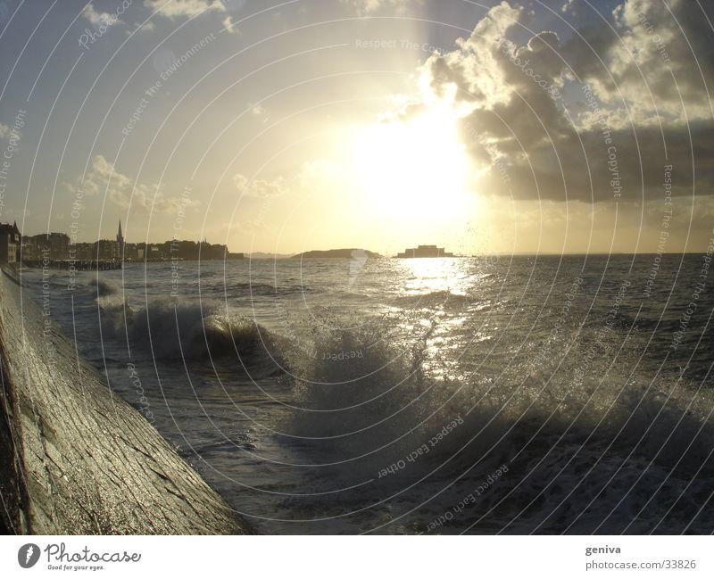 Moving water Ocean Sun France Clouds Staint-Malo