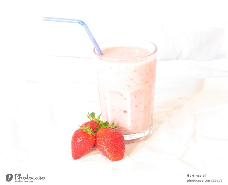 "A strawberry shake, please." Food Fruit Strawberry Strawberry shake Milkshake Nutrition Beverage Glass Fresh Delicious Sweet Red White Mixed drink Refreshment
