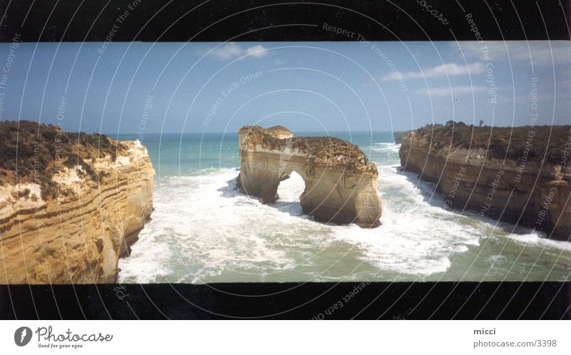 12 Apostles - Australia Panorama (View) Ocean Moody Coast Nature Beautiful Rock Imposing Large Panorama (Format)