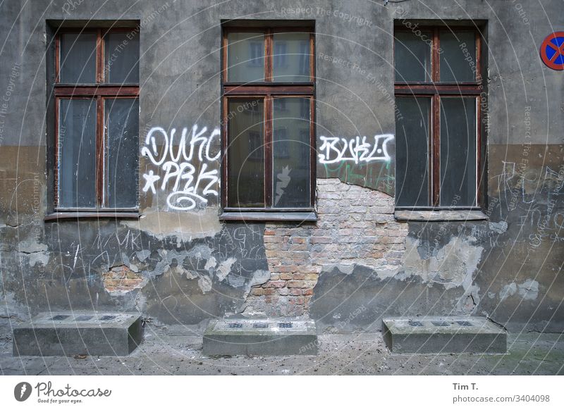 Three windows to the courtyard Window Architecture House (Residential Structure) Facade Deserted Exterior shot Wall (barrier) Colour photo Town Old town